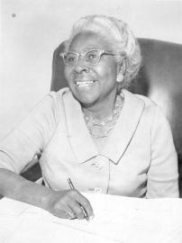 Mayor Ellen Walker Craig-Jones